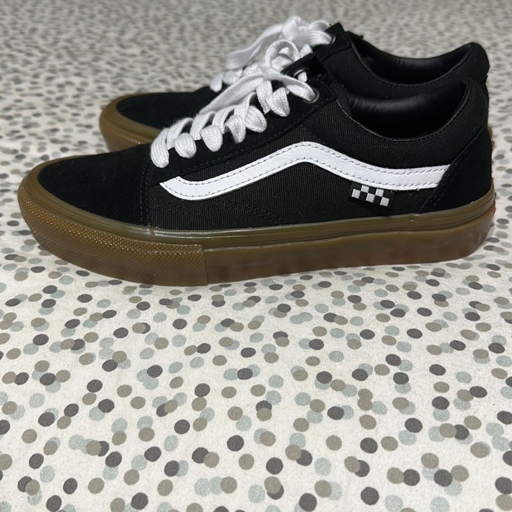 Vans - Picture 4 of 6